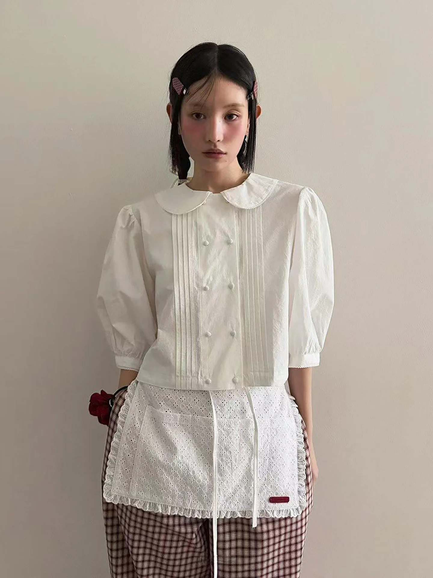 

Весенняя женская модная блузка с воротником-стойкой, милым цветочным узором и дизайном на плечах, средний рукав, коллекция Dongda Gate 2026