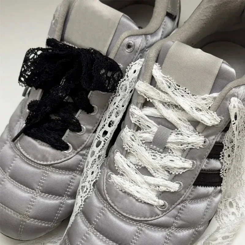4Pairs fashion Lace 3CM Wide Flat Shoelaces Sneakers Women Casual Shoes Black White Fashion Shoe Strings Replacement Accessories