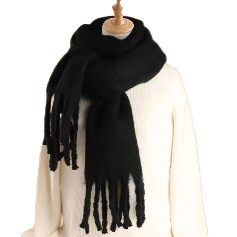 

Woman Solid Colors Soft Cotton Viscose Scarf Rayon Material Hijab Plain Solid Color Headscarf with Tassel Female Casual Coat Q32