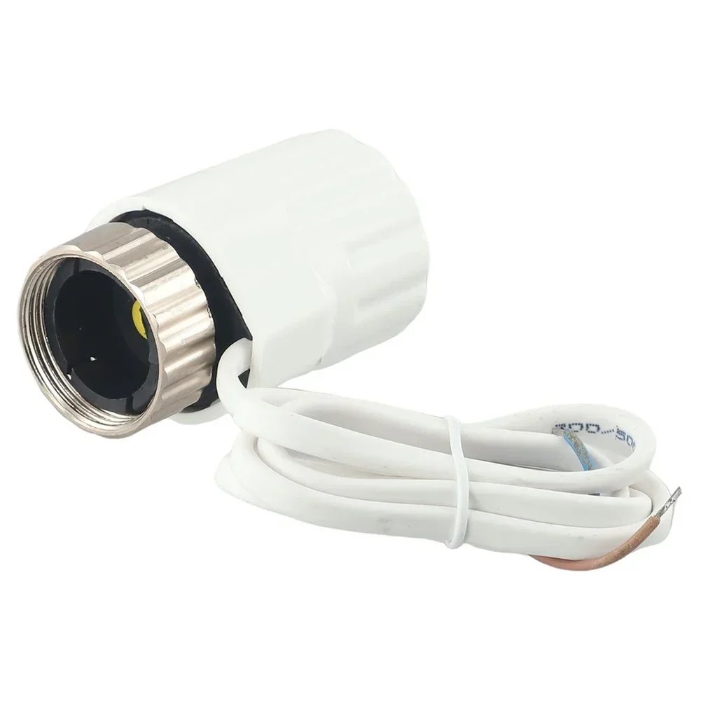 

230V Heating Valve M30x1.5mm Electric Heating Actuator Crack-proof Material Flame-proof Design Temperature Control