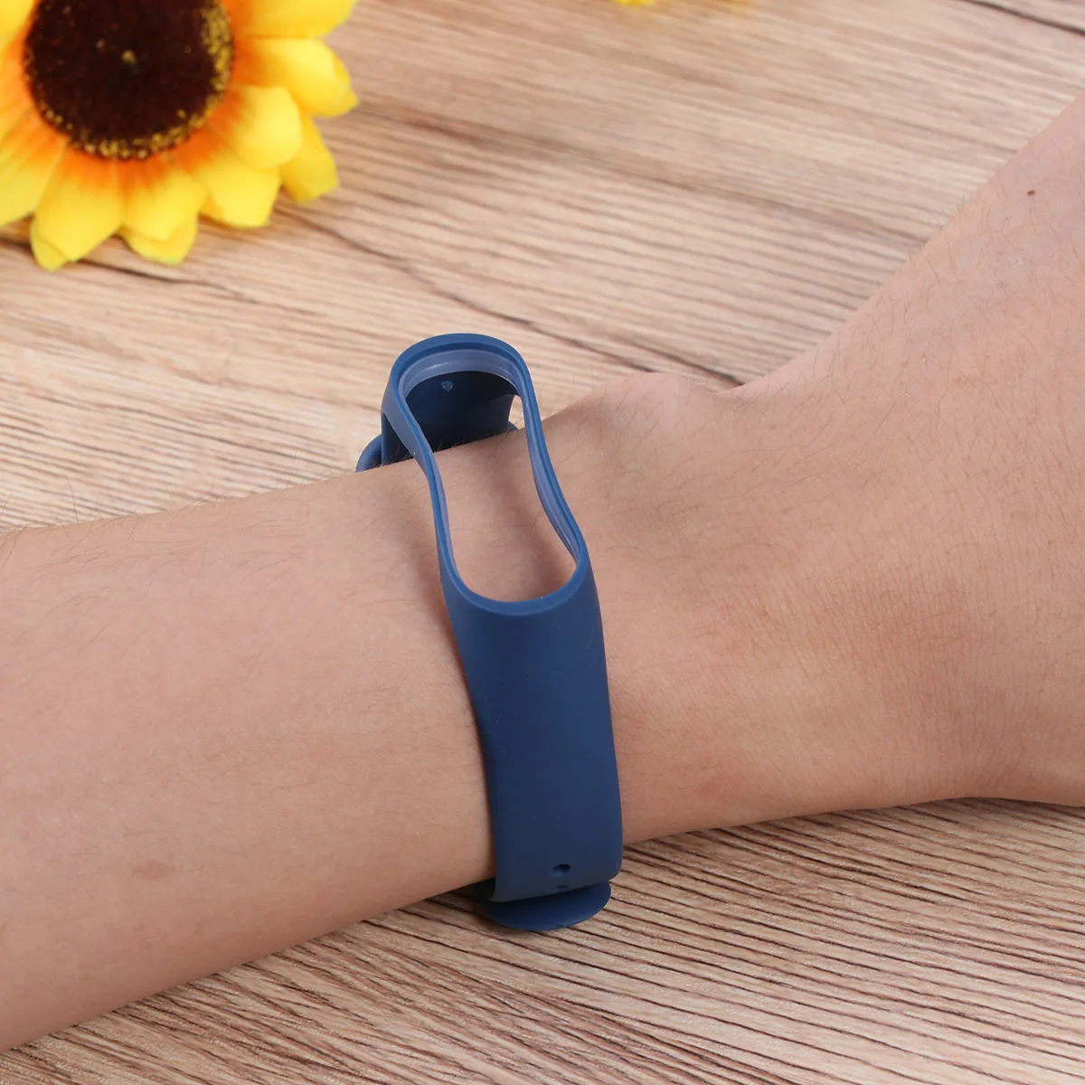 

Fashion Replacement Silicone Wristband for 3 Smart Bracelet Dark Blue Adjustable Tpu Strap Protective Accessories