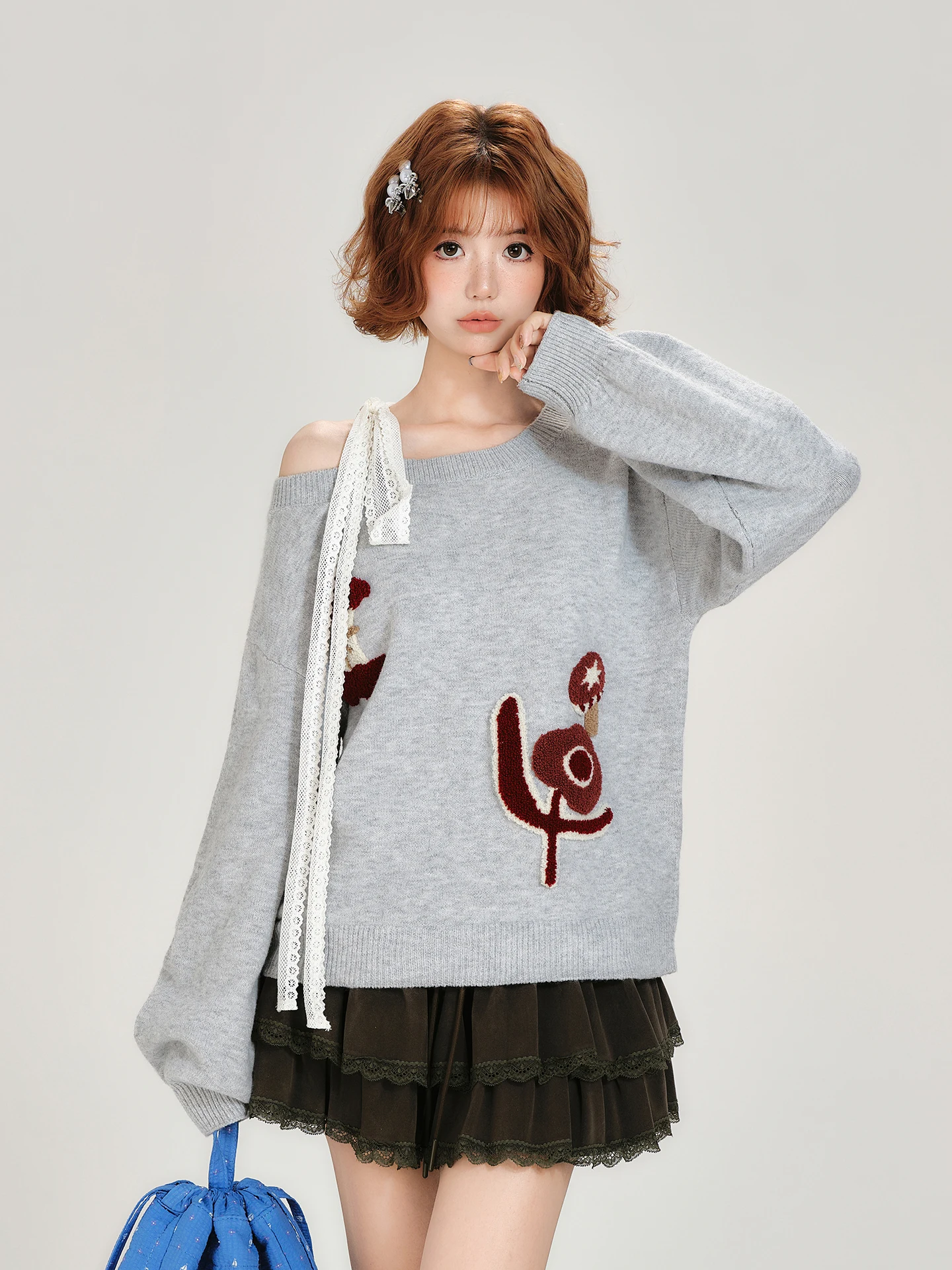 

Girly American Retro Towel Embroidery Loose round Ne Sweater Women's Autumn New Sle oulder Slanting Knitted Top