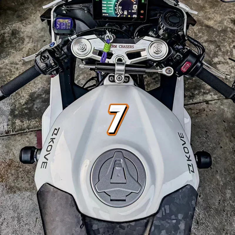 1PC Pomarańczowy numer 0123456789   Naklejki motocyklowe na zbiornik paliwa Helemt przednia owiewka wodoodporne DIY Moto 0 do 9 naklejki winylowe