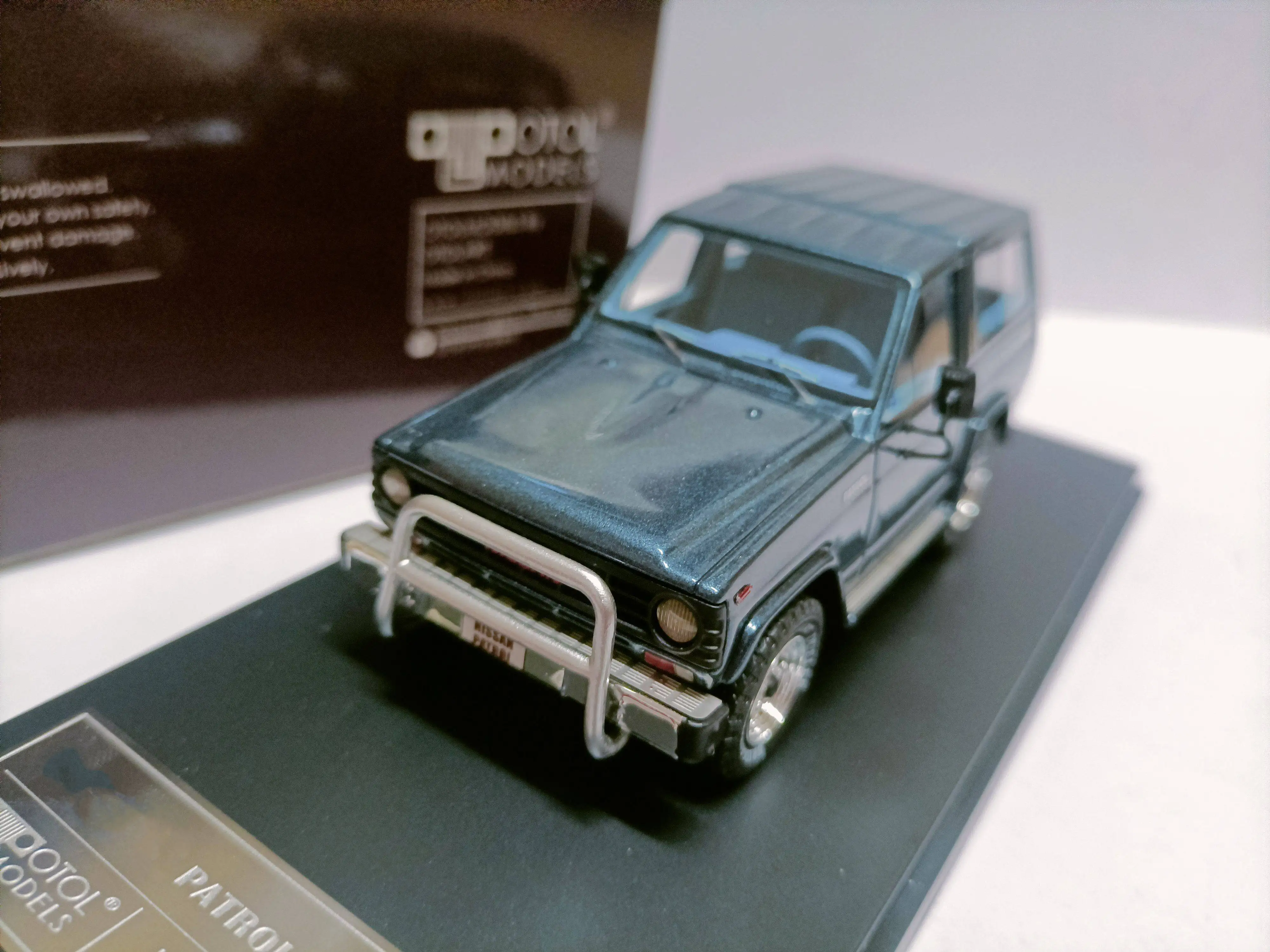 TOTOL 1:43 Patrol 160 SWB 4x4 SUV 1984 Simulation Limited Edition Resin Metal Static Car Model Toy Gift