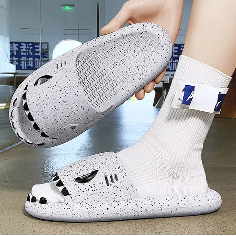 Shark Slides Platform Summer New 2024 sandali pantofole da donna pantofole da donna Flat Beach Cute Teddy Bear Cloud Home Casual Face