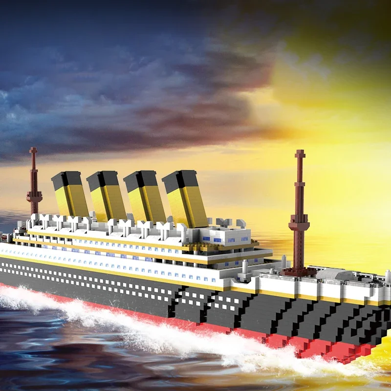 Titanic Creative Luxury Iceberg Cruise Ship Wreck Building Blocks Set DIY Model Bricks Decorative Toys Kids Puzzle Assembly Toy