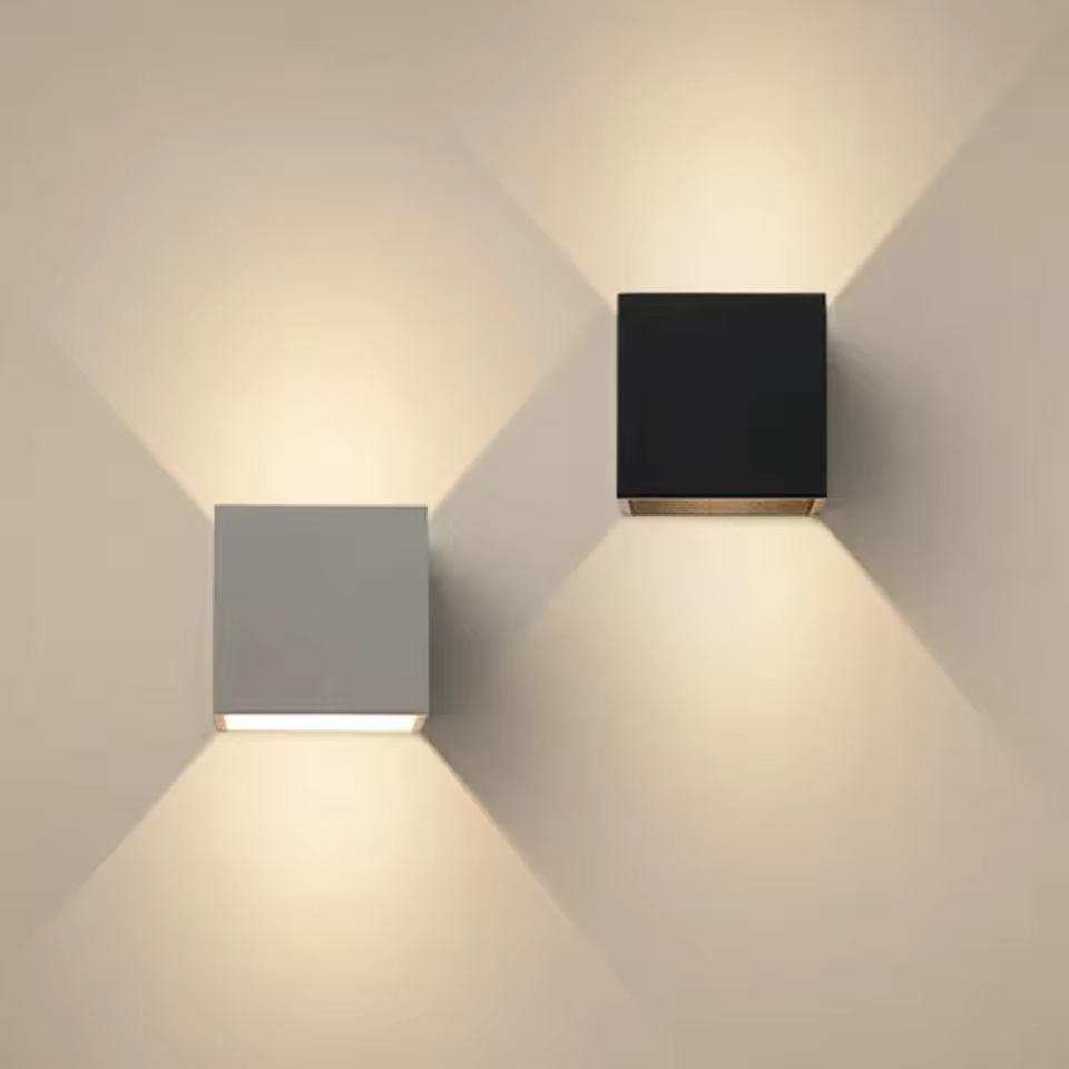 2. LED 벽걸이 ..