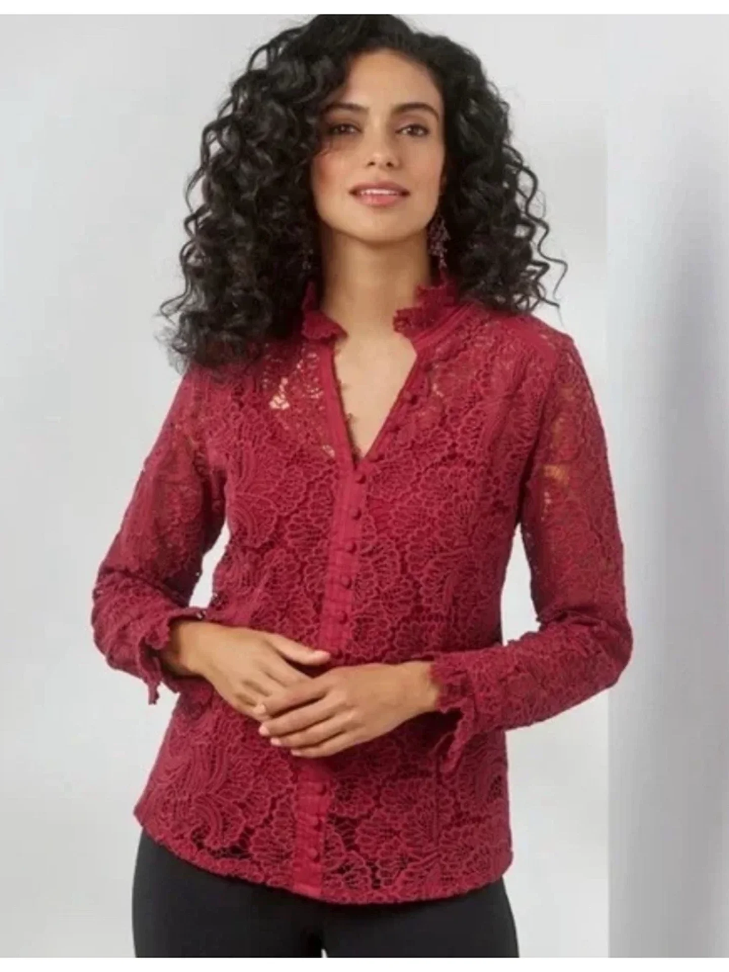 

Водорастворимая кружевная блузка из чистого хлопка с вышивкой, V-образным вырезом и полувысоким подолом, женская, больших размеров, модная, для весенне-осеннего сезона