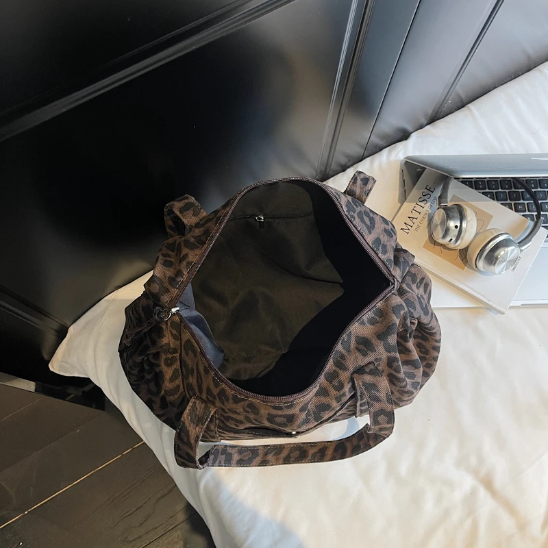 Leopardenmuster-Tragetasche für Damen, große Canvas-Umhängetasche, vielseitige Crossbody-Handtasche, Damen-Shopper-Tasche für Reisen, Arbeit und Alltag. – Detail 35