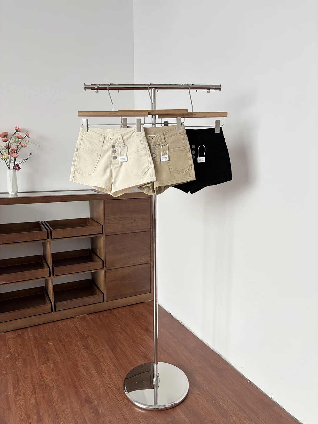 

Summer 2026 High Waist Slimming Denim Shorts Women's Fashionable A-Line Skirt Stylish Korean Hot Girl Style Polyester Fiber