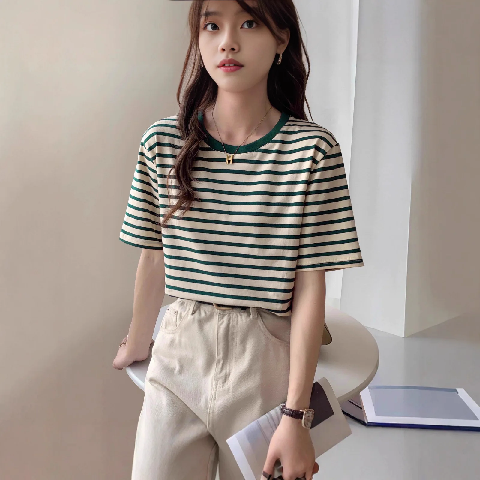 Damen Frühling Sommer Retro Gestreiftes Kurzarm-T-Shirt Mädchen Studentin Rundhals-Basisshirt Slim-Fit Casual Studenten-T-Shirt