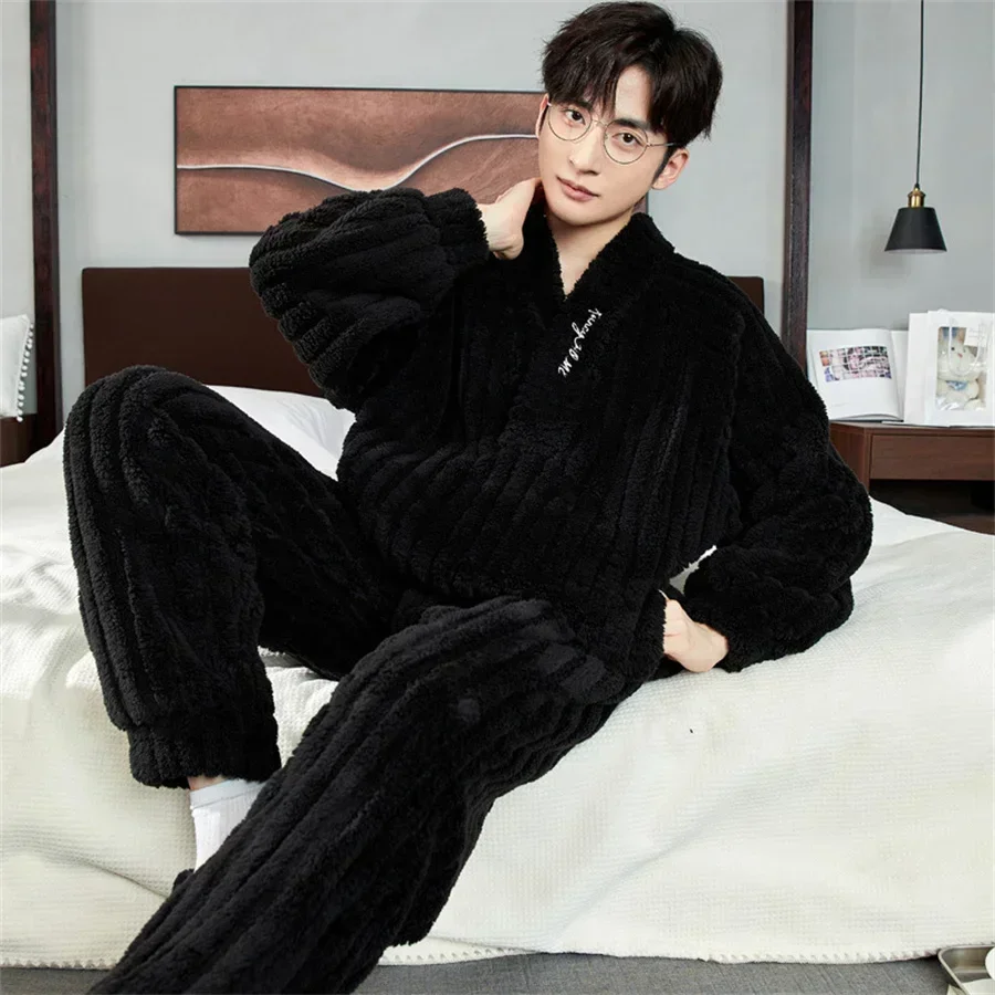 2026 New Winter Warm Coral Fleece Men Pajamas Set Fluffy Tops + Long Pants Sleepwear for Sleeping 2 Piece Homewear Loungewear