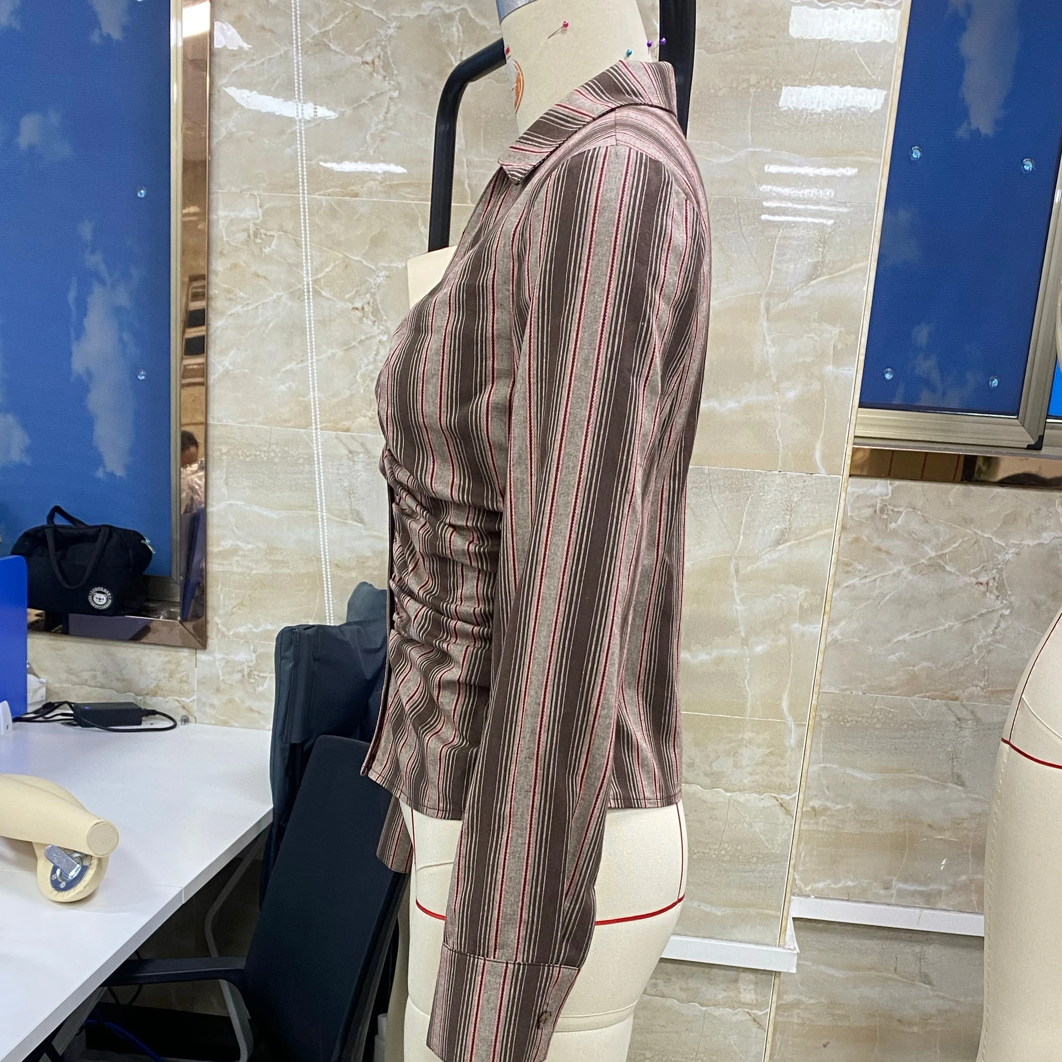 

Винтажная женская лоскутная рубашка на пуговицах, повседневная приталенная стильная полосатая рубашка с лацканами и v-образным вырезом, топы с длинными рукавами на осень