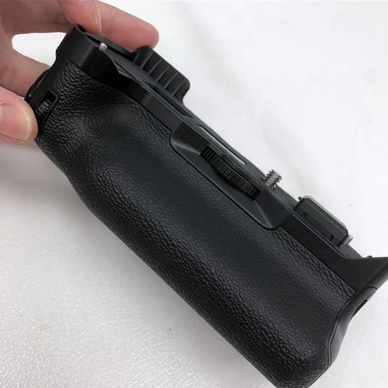 Used VPB-XH1 Vertical Power Boost Grip for Fujifilm XH1 X-H1 Battery Grip