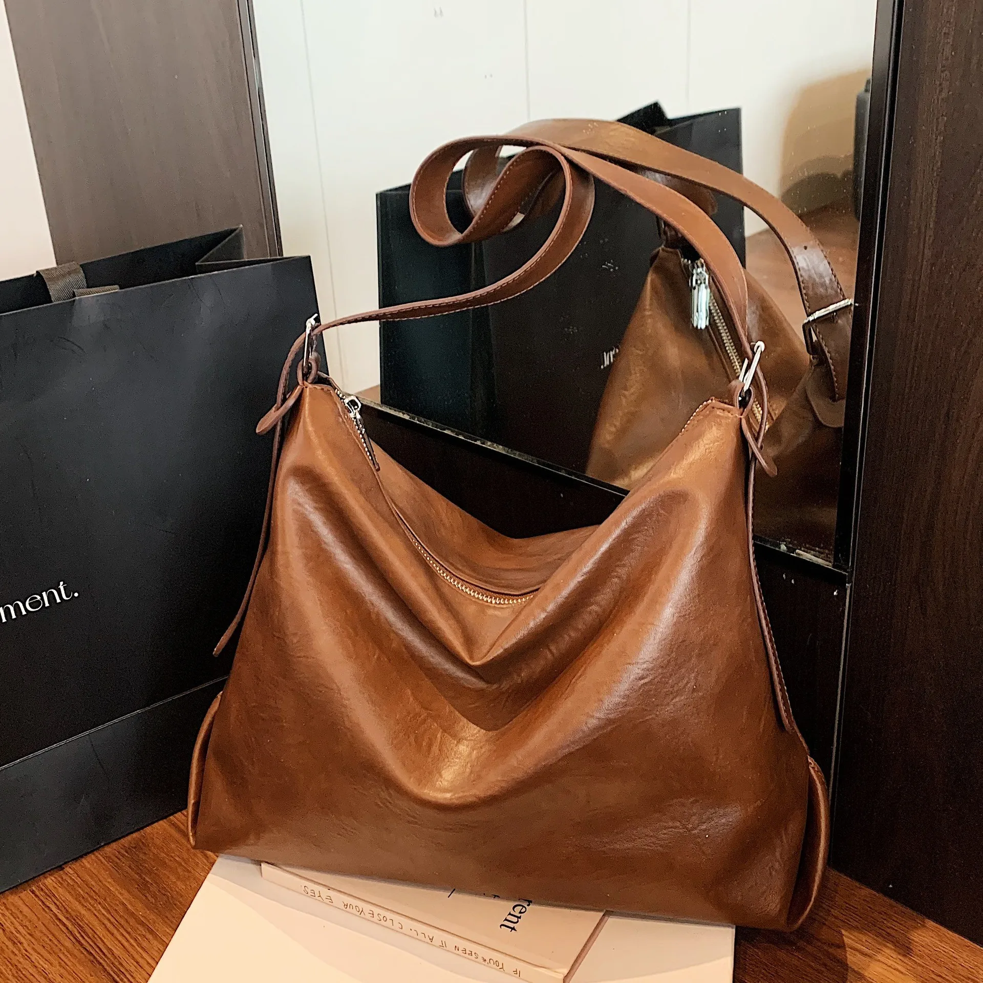 

Высококачественная винтажная женская сумка-тоут подмышками, большая сумка через плечо Capaci, зимняя повседневная модная сумка-тоут из искусственной кожи