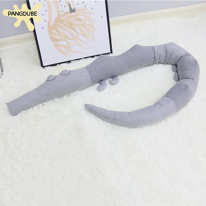 

PANGDUBE 200cm Crocodile Crib Bumper, Baby Bed Bumper Pillow Set, Soft Nursery Decor, Safety Rail for Newborn Bed