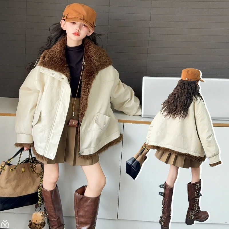 

Girl's fur one-piece plus plush thick coat Korean version girl motorcycle style winter double-sided leather jacket trend