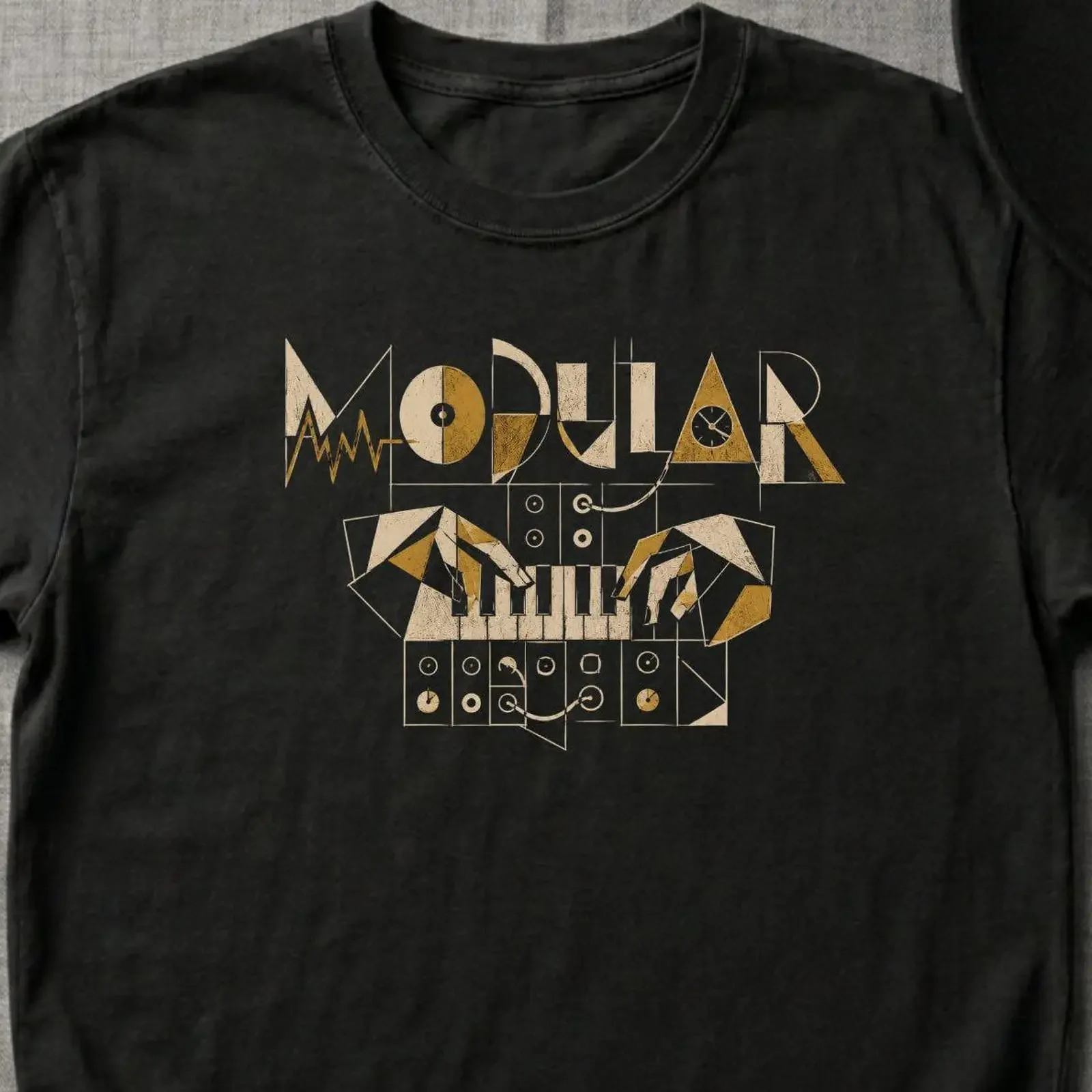 Modular Synth T Shirt Pablo Picasso Style Synthesizer Analog Keyboard Player Music Producer DJ Beat Maker vintage Washed