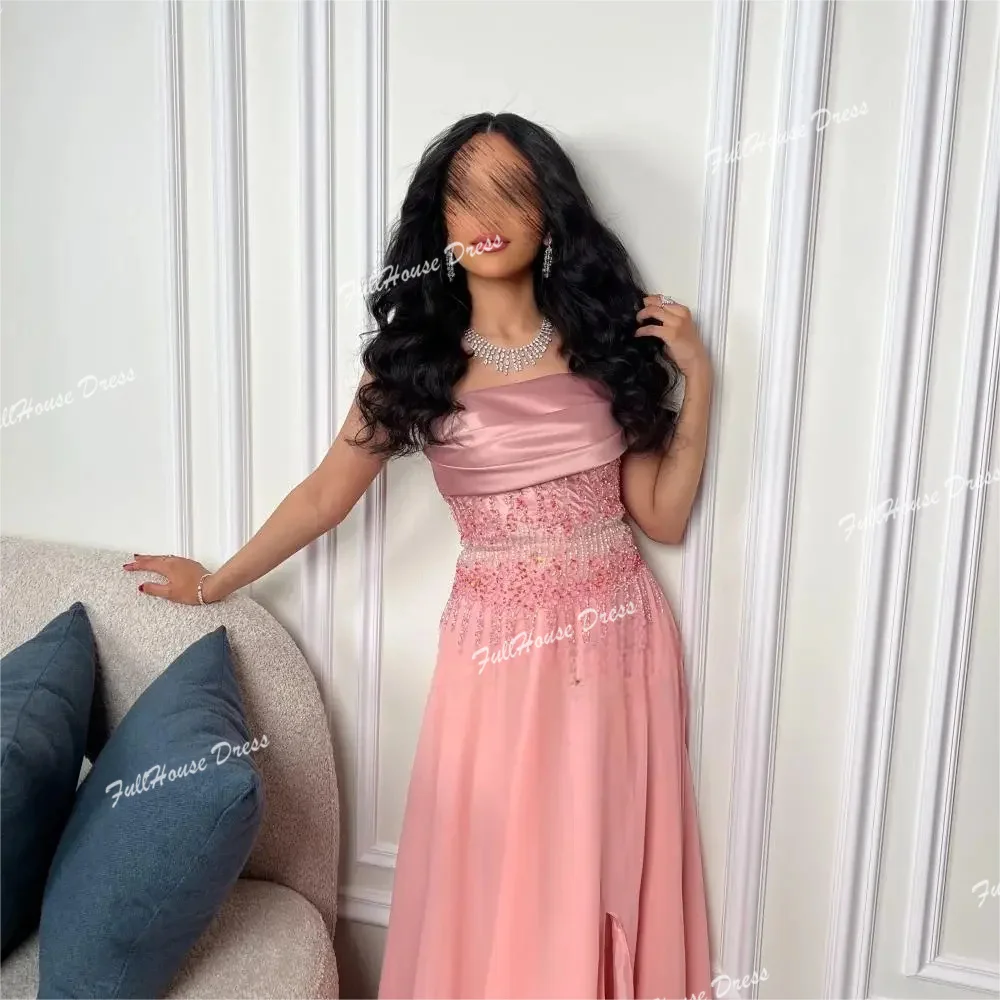 فستان سهرة مصنوع حسب الطلب من Fساتين عاري الرائعة بياقة قارب مطرز على شكل حرف a وأربطة من الخلف فستان سهرة بطيات بفتحة جانبية