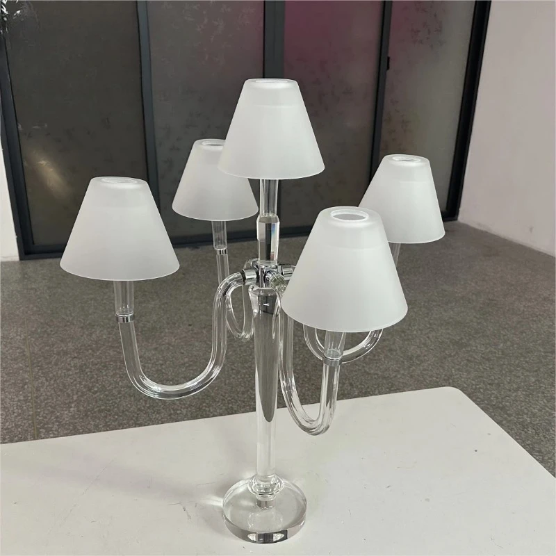 New design simple candlestick decoration wedding crystal 5 arm candlestick with cloth lampshade