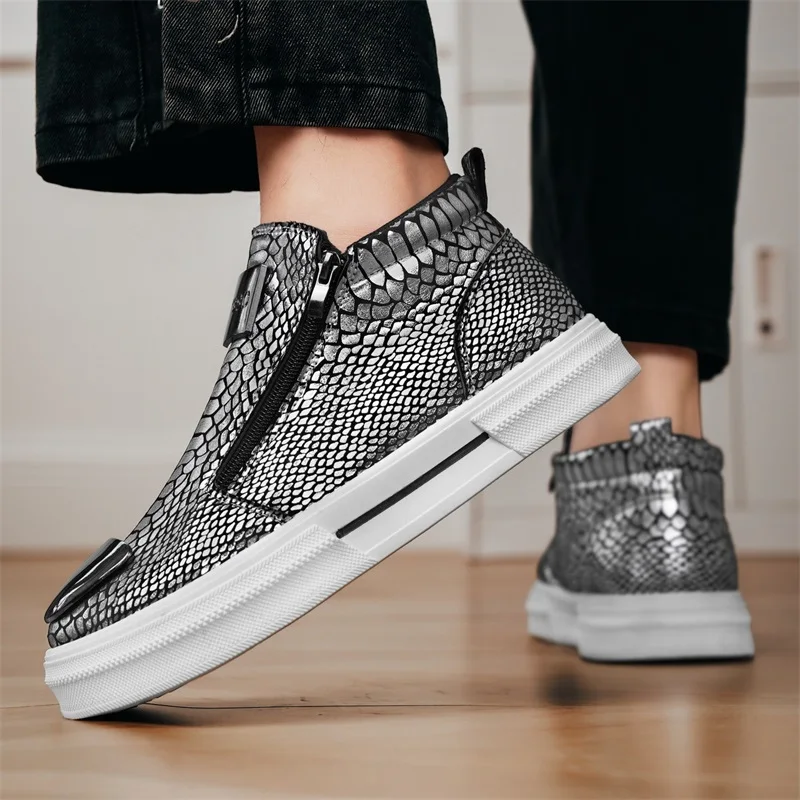 Scarpe da ginnastica alte da uomo con stampa serpente, scarpe casual comode e alla moda