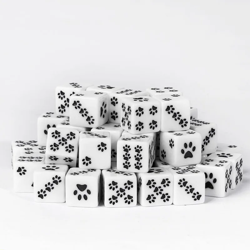 10 Pcs/lot Bear's Paw Pattern Dice Puzzle Game 6 Sided Dice Game Accessory 15.8mm