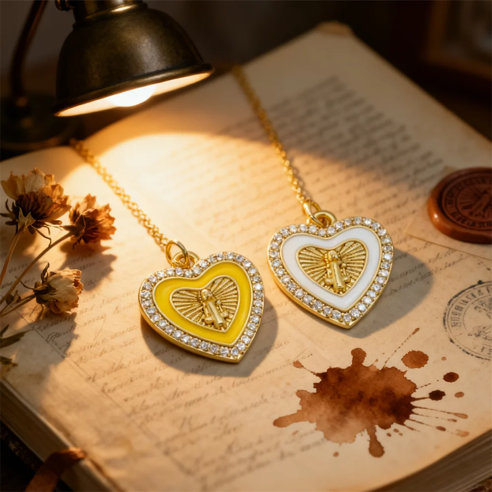 

4Pcs Pendants Brass Cubic Zirconia Enamel Sparkling Heart Charms for DIY Jewelry Necklace Bracelet Making Fashion Accessories