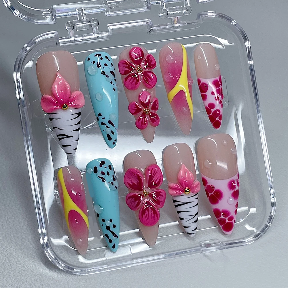 2026年新作夏の花柄てんとう虫デザインプレスオンネイルアー - Nail Art Motif のレビューと価格