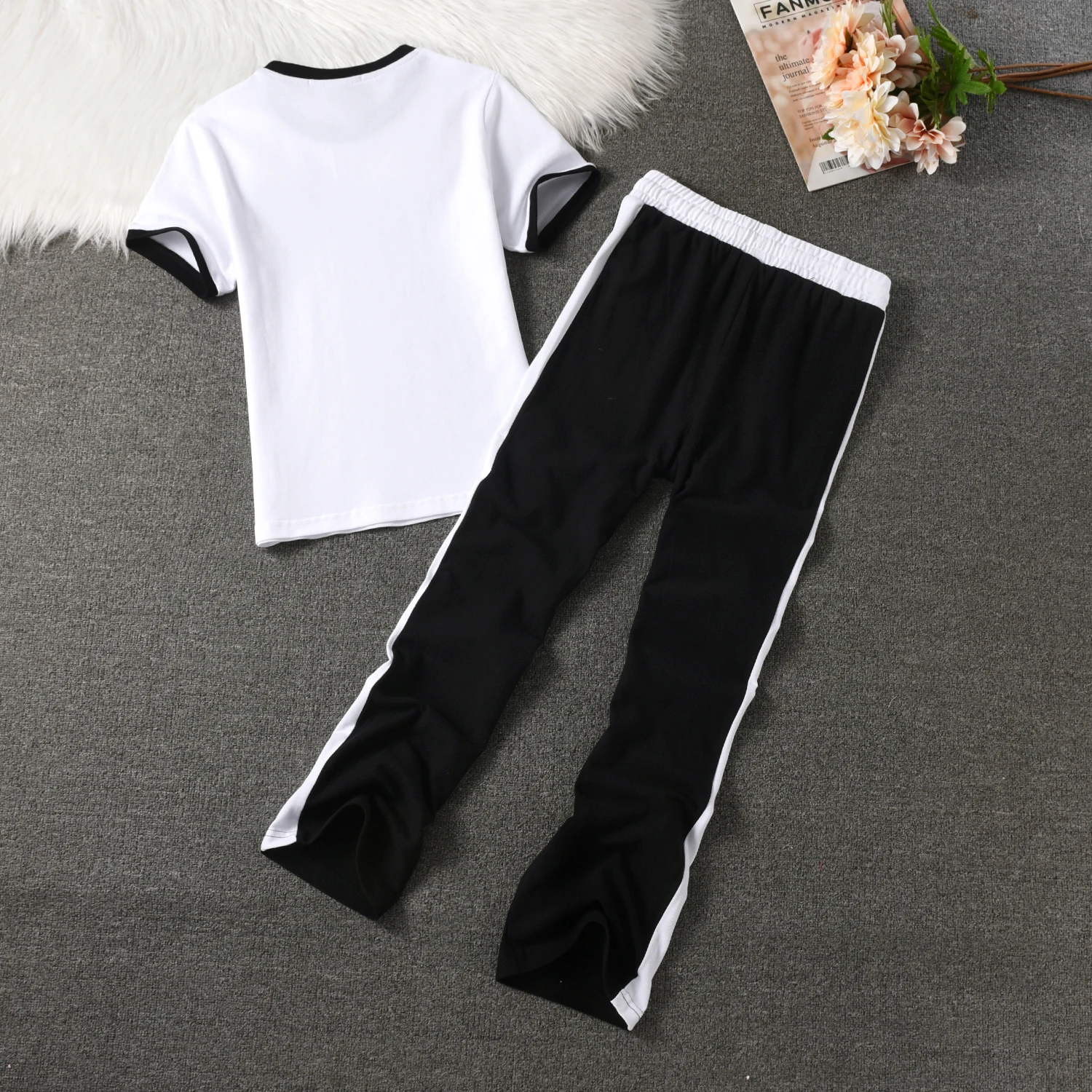 100% Pure Cotton Women\'s Suit, Outdoor Sports Short-Sleeved Suit, Trousers Suit, Casual Color Matching T-Shirt + Sports Trousers