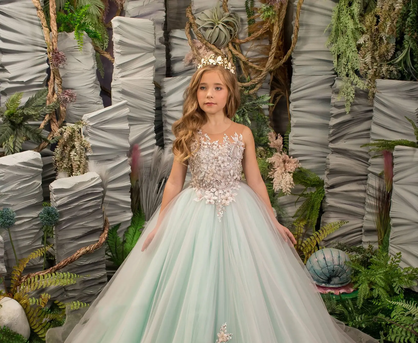 FATAPAESE Delicate Mint Fluffy Flower Girl Dress Floral Lace Pearls and Rhinestones Adorn the Bodice Multilayered Ruffle Train