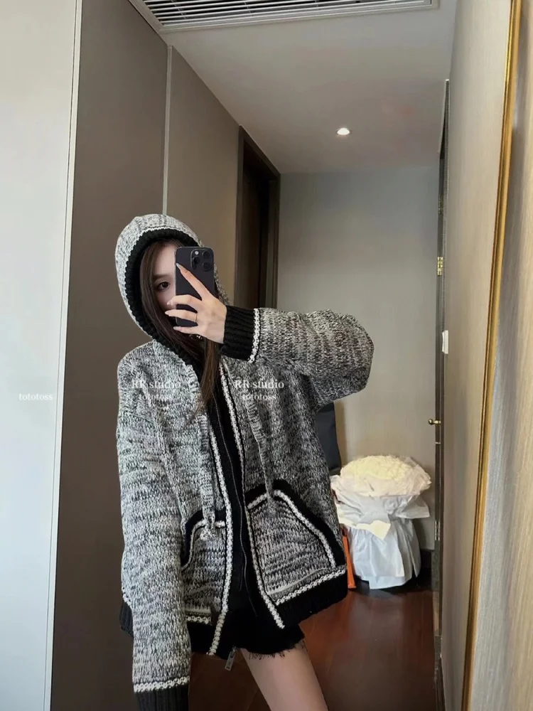 

High-Defn Chunky Knit Cardigan Trendy Loose Wool Outerwear Retro Color Blo Hat irt Warmth-Kee Long Sve Hooded