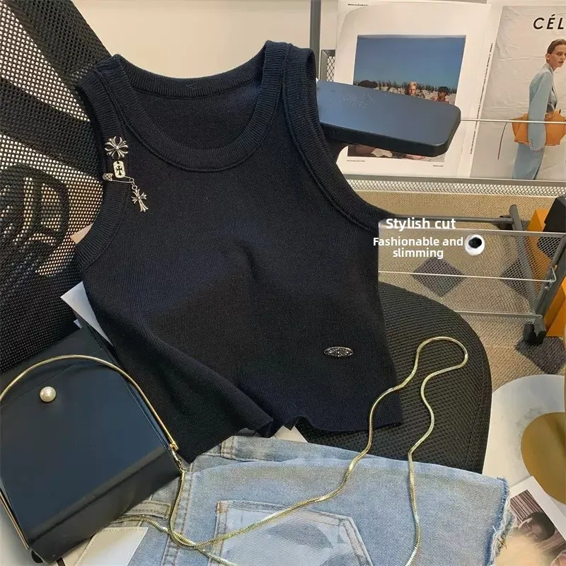 

Faionable Pin Decorated Knitted Vest Top Women's Svel High-End Bla Faionable Commute Sle ort Length round Ne