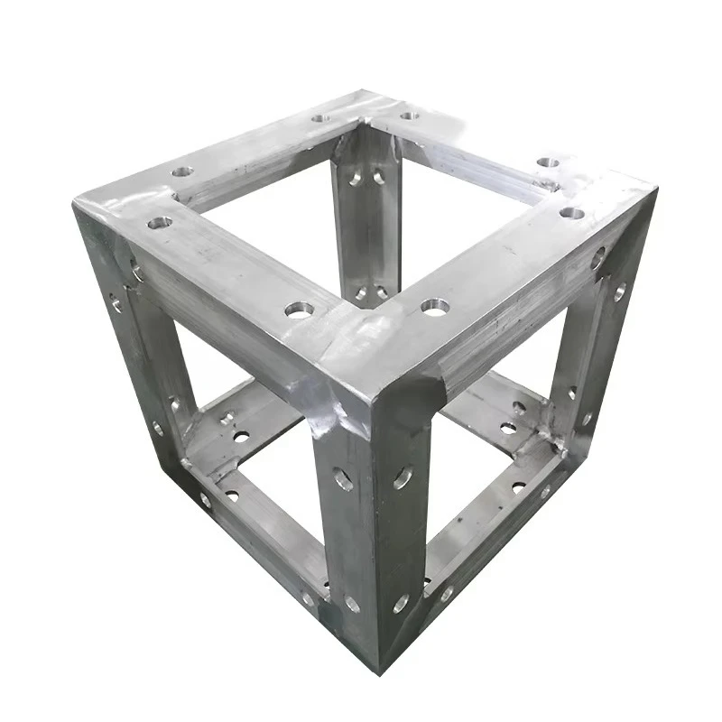 

Алюминиевый 6-сторонний угловой соединитель для световых конструкций и сценического оборудования (болт-коннектор) в продаже