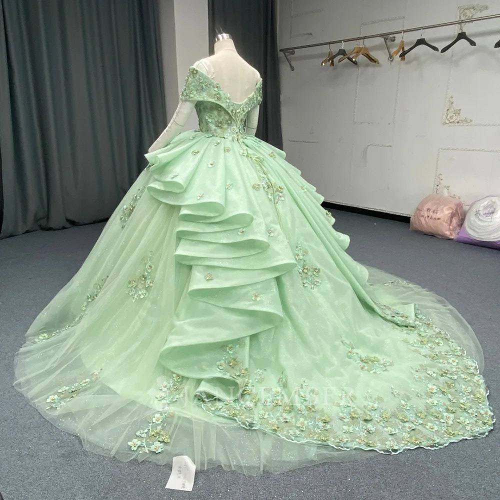 Dreamy Quinceanera Dresses Mint Green Ball Gown Customized Off Shoulder Lace Up Back Chapel Train vestidos de 15 quinceanera