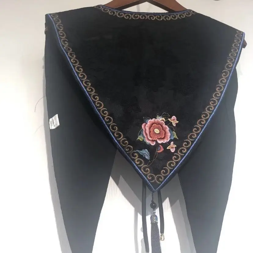 Chinese Style New Chinese Embroidery Black Cloud Shoulder Overlay Small Shawl Women's Inwrought Tops Thin Decorative Fake Collar