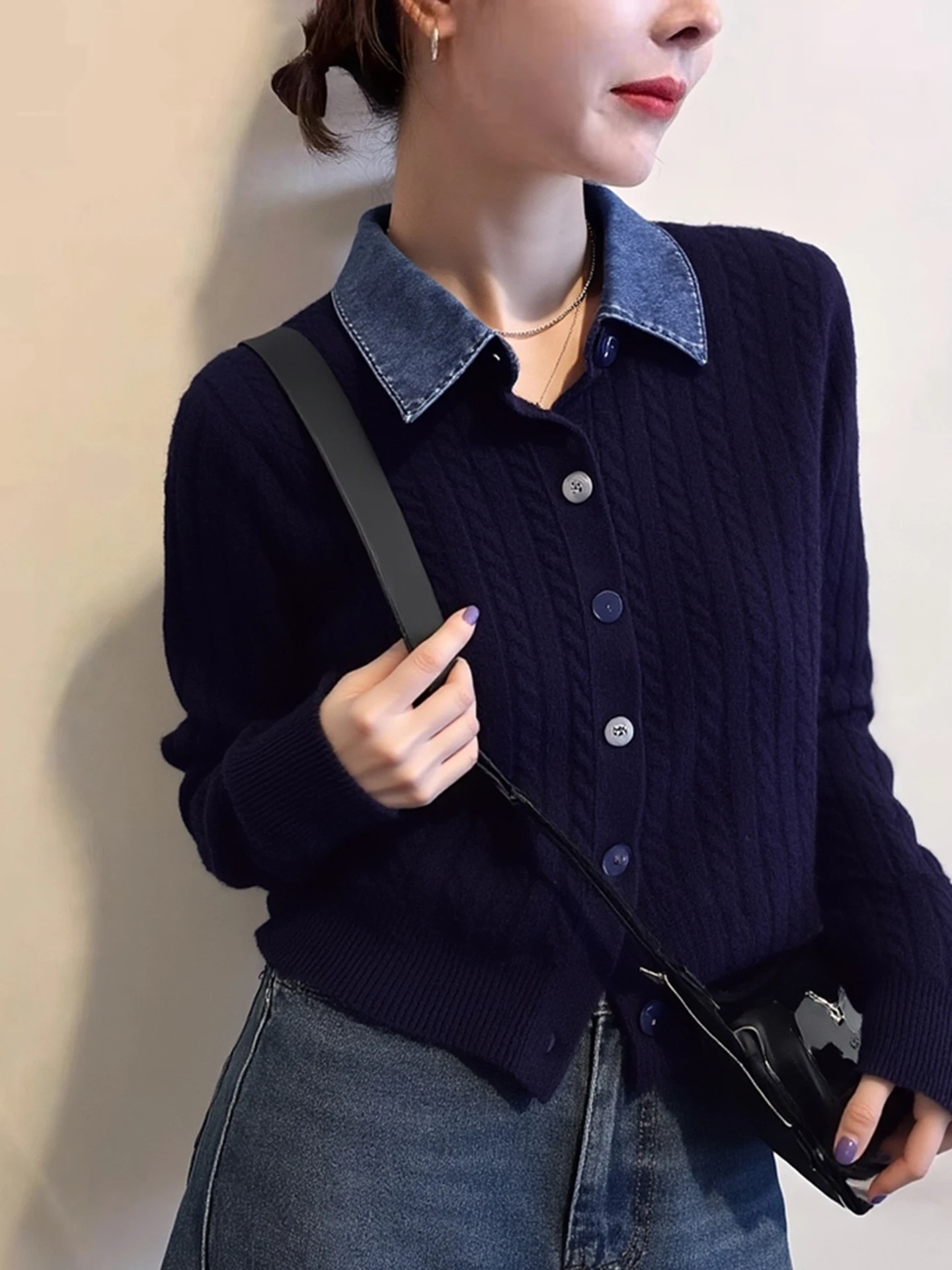 

Темно-синий джинсовый лоскутный вязаный кардиган женский Faion College Sle зимний высокий воротник све длинный качественный топ