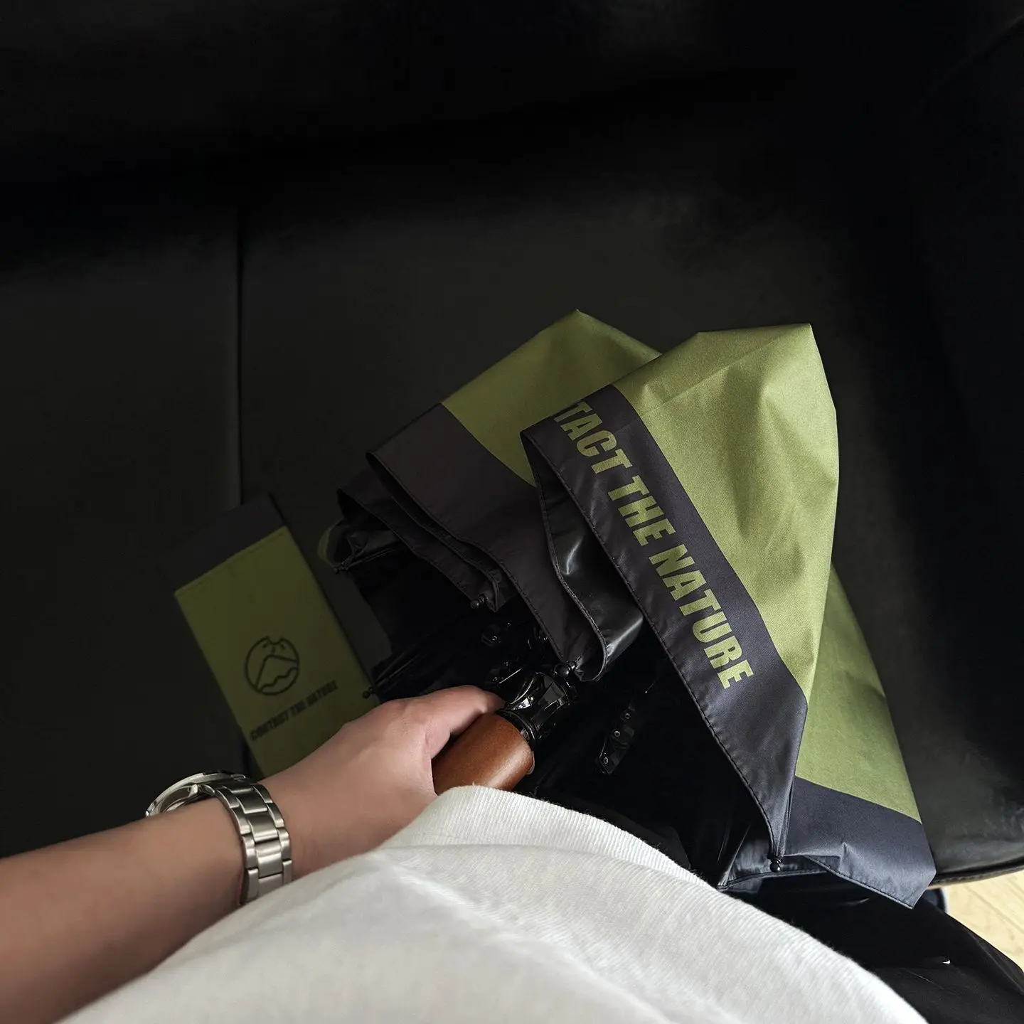 مظلة جبلية للنساء للمطر والطقس والتخييم من الفينيل واقي من الشمس مظلة واقية من الشمس للرجال بالإضافة إلى 10 عظام أوتوماتيكية باللون الأخضر القديم