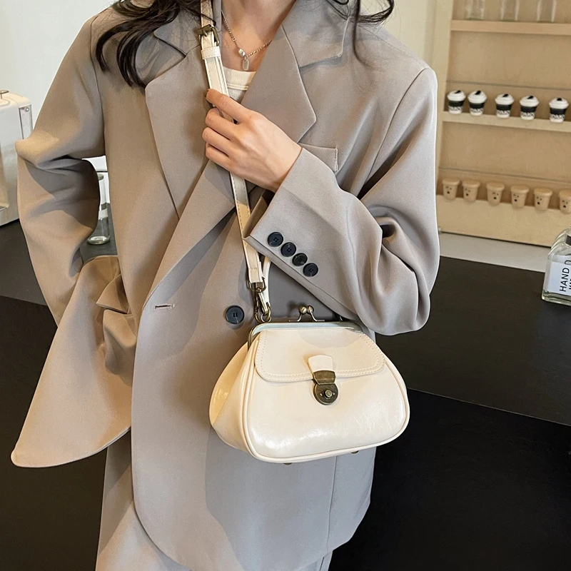 LEFTSIDE Chinese Style Retro PU Leather Small Shoulder Bags for Women 2024 Females Crossbody Pinch Bag Handbags and Purses