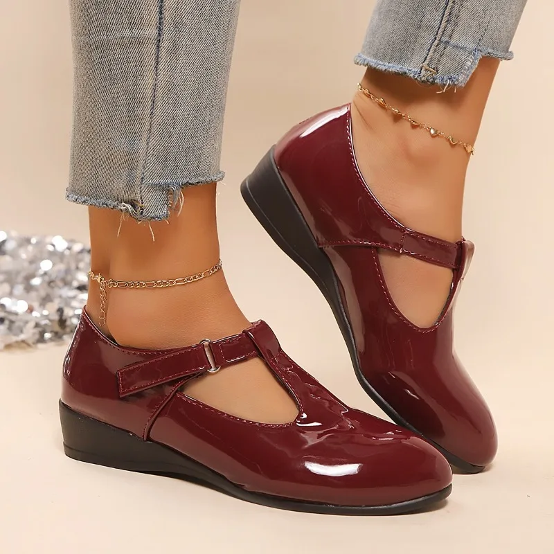 2026 Autumn New Women Pumps Patent Leather Plus Size Round Toe Strap Buckle Mary Jane Women Shoes Fashion Formal Loafers