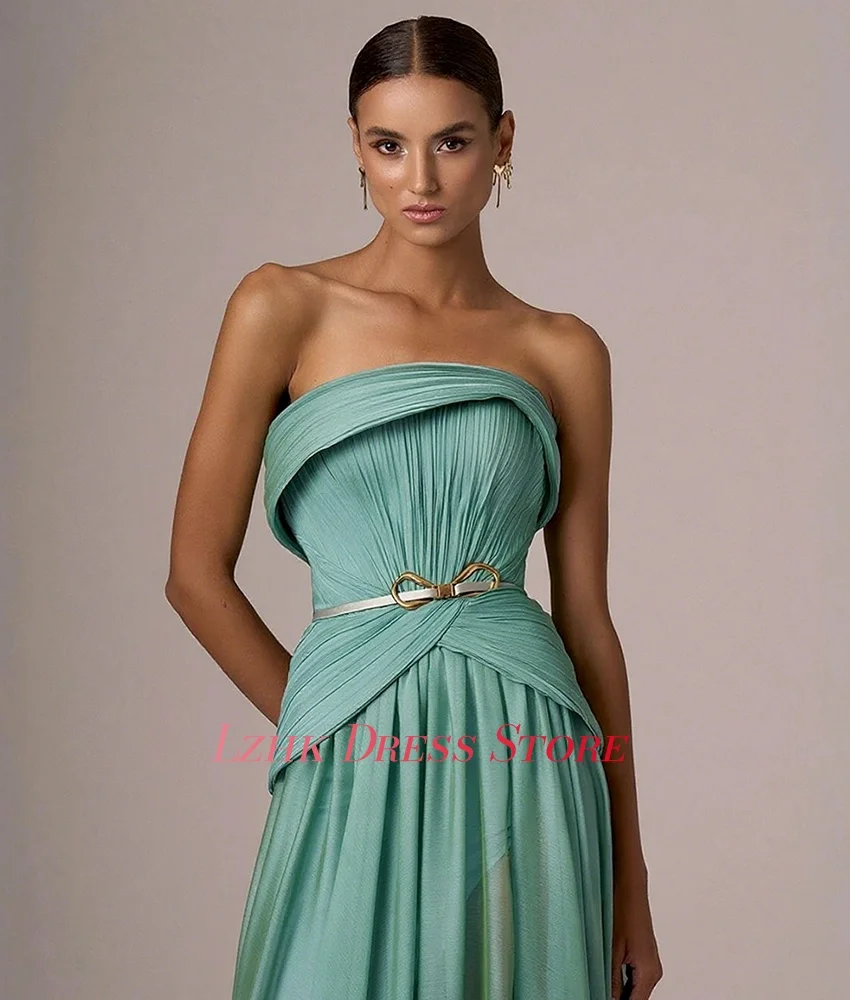 Abito da sera con cintura con fiocco 3D a trapezio in chiffon grazioso personalizzato Abiti da ballo lunghi senza maniche senza spalline di alta qualità