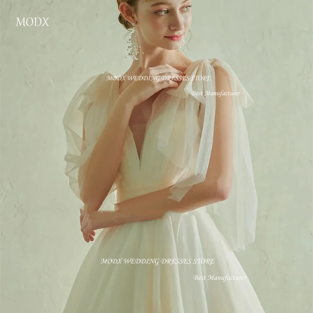 

MODX V-Neck Korea Ivory Organza Ruched Garden Wedding Dresses 웨딩드레스 Simple Custom Made Corset Elegant Bride Gowns Plus Size