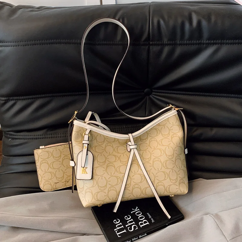 حقيبة يد جلدية ناعمة جديدة متعددة الاستخدامات - حقيبة سفر نسائية كورية أنيقة، كتف واسع ونمط كروس #5