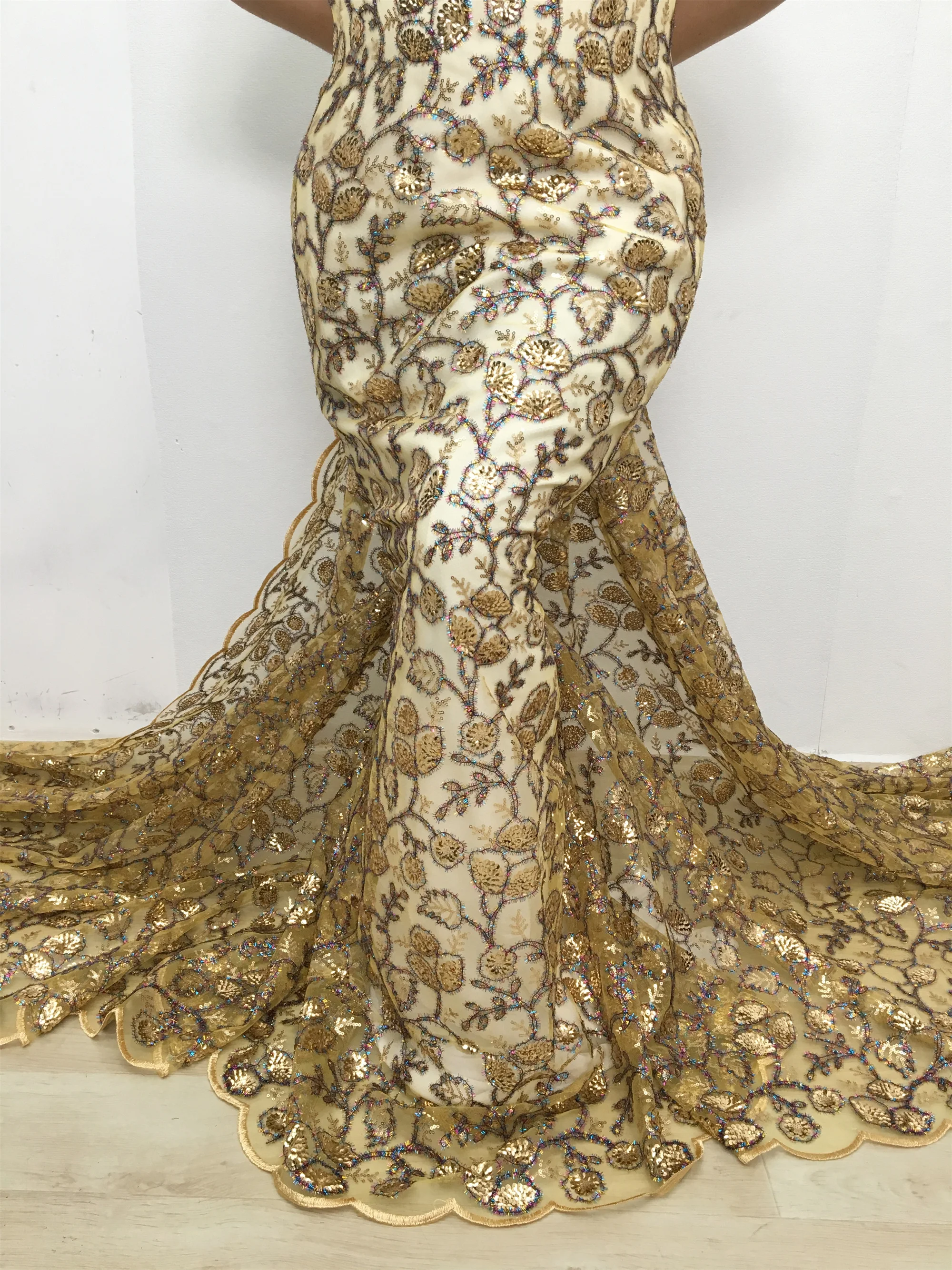 2025 Nigerian Mesh Sequins Lace Fabric High Quality 5 Yards Tulle African Lace Fabric Luxury Party Dress for Women Sewing A4174
