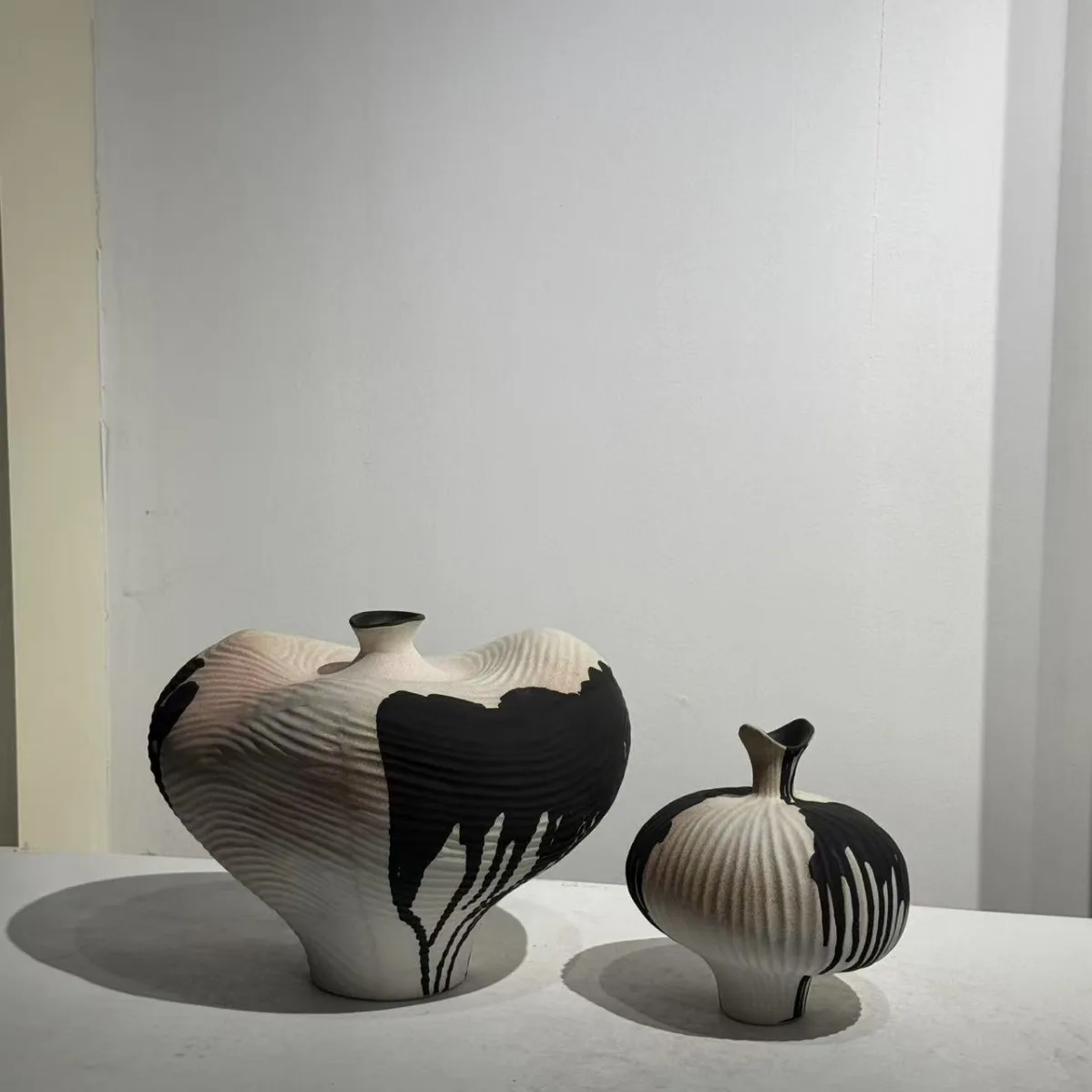 Ceramic Vase Irregular Ink Flow Flower Vase Handmade Porcelain Pot Ceramic Handicrafts Flowerpot Home Decoration Accessories