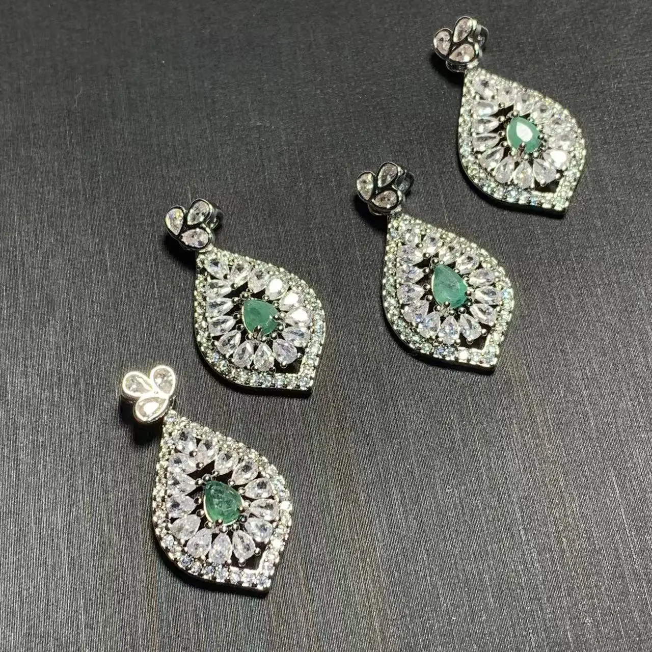 

OVAL Natural EMERALD Pendant Necklace Fine Jewelry Handmade Stones Wholesale Healing Energy Gift Lucky Jewelry