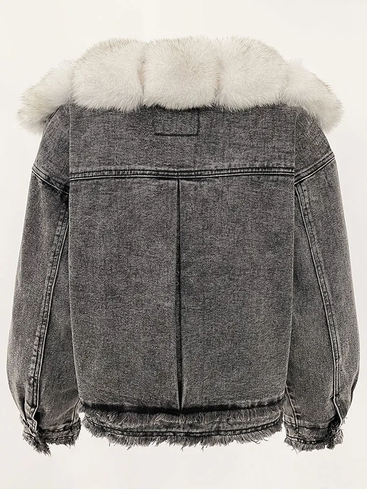 سترة نسائية من فراء الثعلب الطبيعي لعام 2025 سترة شتوية جديدة للسيدات قصيرة دافئة من الفرو الحقيقي ملابس خروج عصرية فاخرة