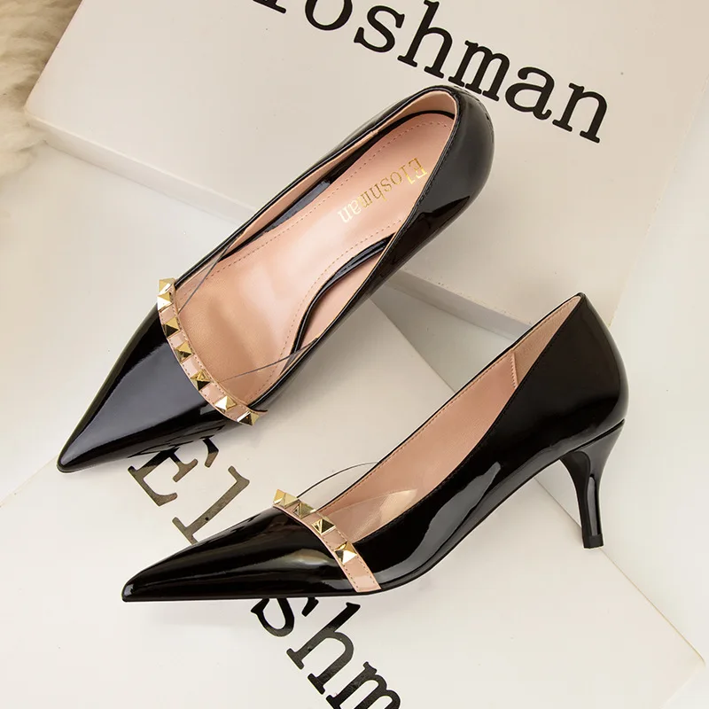 

Women Fashion Rivet Patent Leather Shoes New Spring Pointed Toe High Heels Pumps Show Thin Transparent Ladies Office Shoes Dress