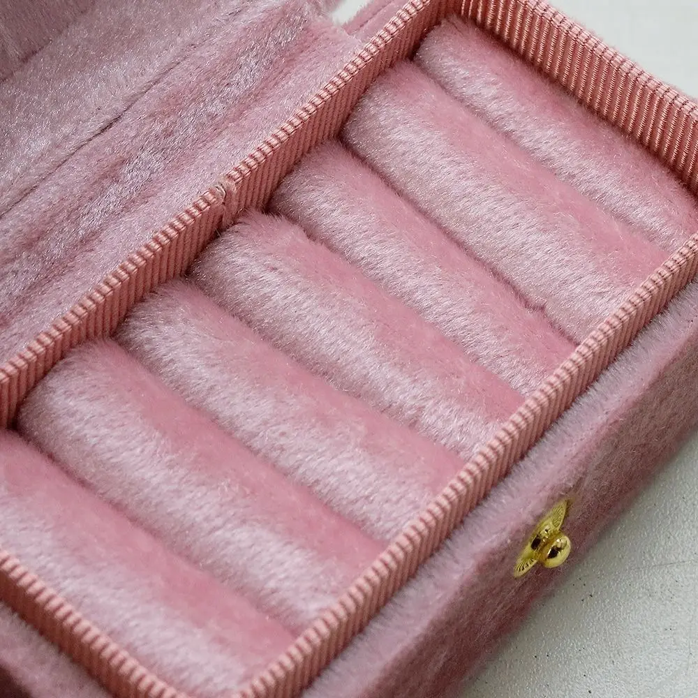 

Retro Velvet Ring Box Ear Studs Case Exquisite Mini Ring Storage Box Jewlery Organizer Ring Earring Holder Jewelry Storage Box