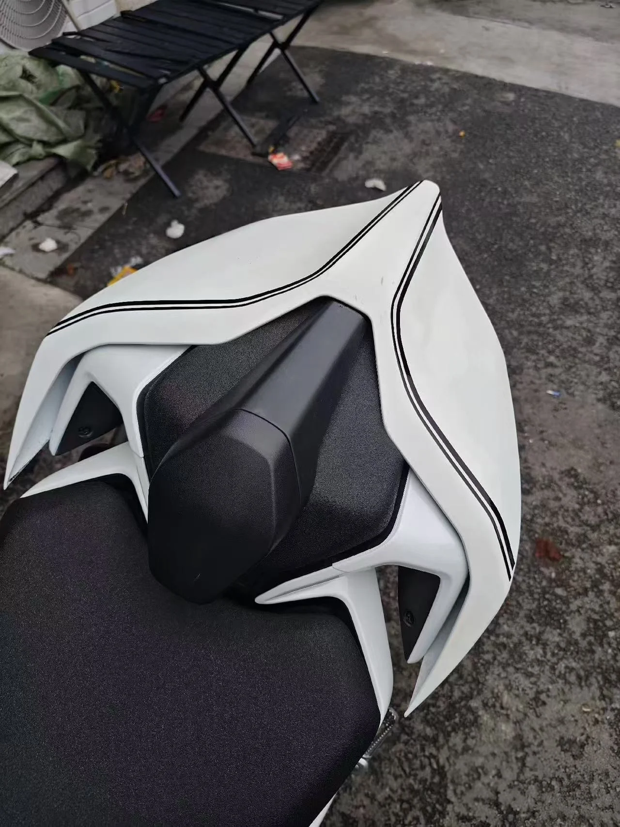 For KOVE 350RR Sportbike Rear Hump Decorative Tail Cover Aggressive Style Rear Seat Hump Installs via Original Vehicle Buckle