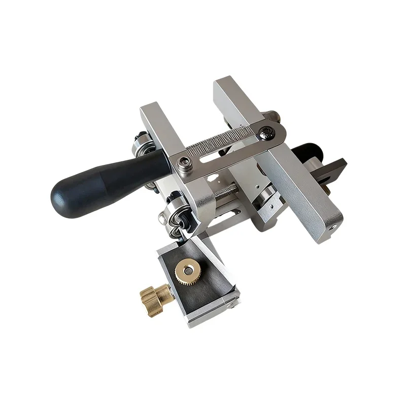 

RD-50 Multifunctional Manual Wire Stripper 20-50mm Accurate and Fast Wire Stripping Hydraulic Tool Specialized for Electricians